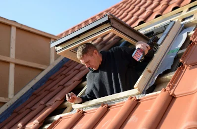 Pose de fenêtres de toit Velux au Mesnil-Aubert